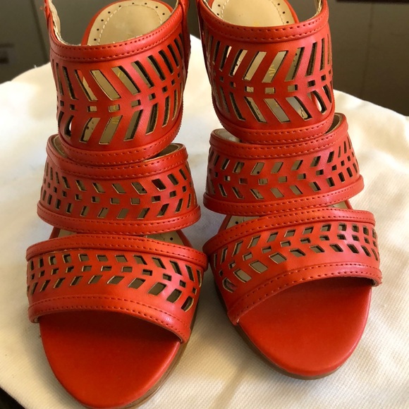 Excellent Condition Adrienne Vittadini Heel Sandal - Picture 6 of 7